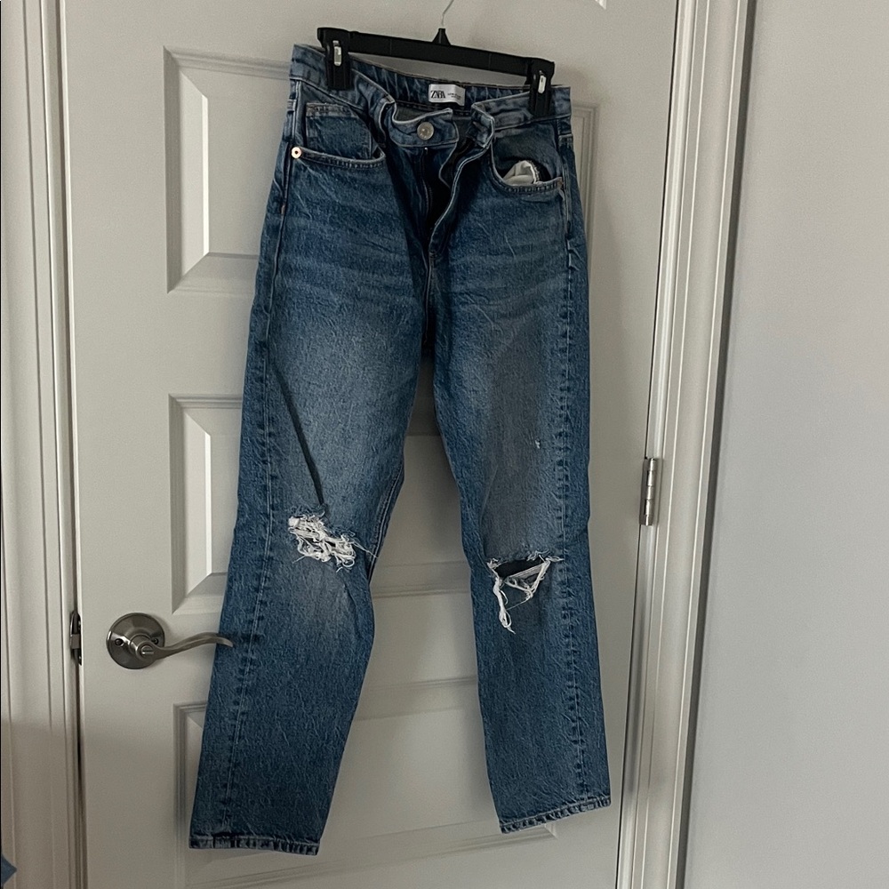 Zara Women's Blue Distressed Straight Jeans